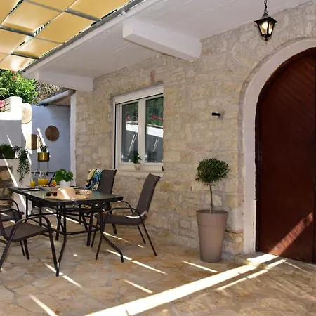 Karmela's By Corfuescapes * Agios Ioannis Peristerion